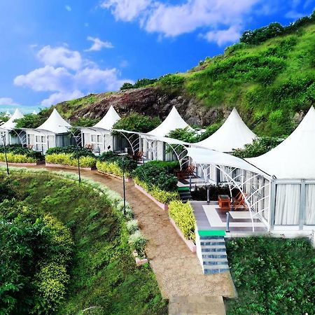 Sunnys World Hotel Pune Eksteriør billede