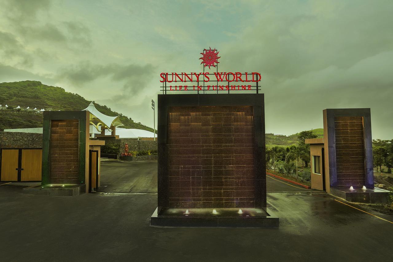 Sunnys World Hotel Pune Eksteriør billede