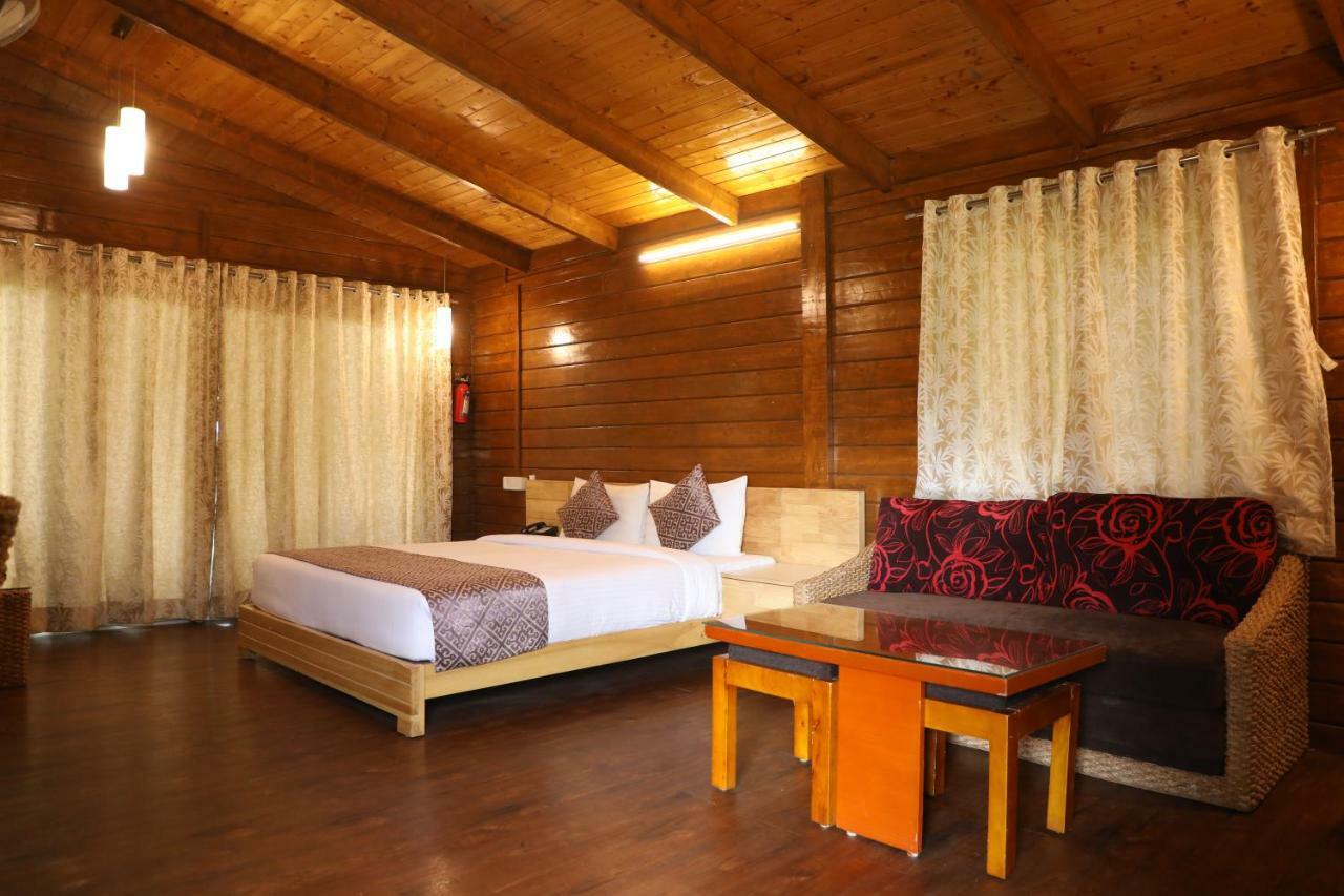 Sunnys World Hotel Pune Eksteriør billede